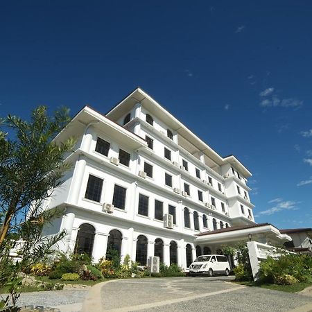 Isla De Oro Hotel Mamburao Exteriör bild