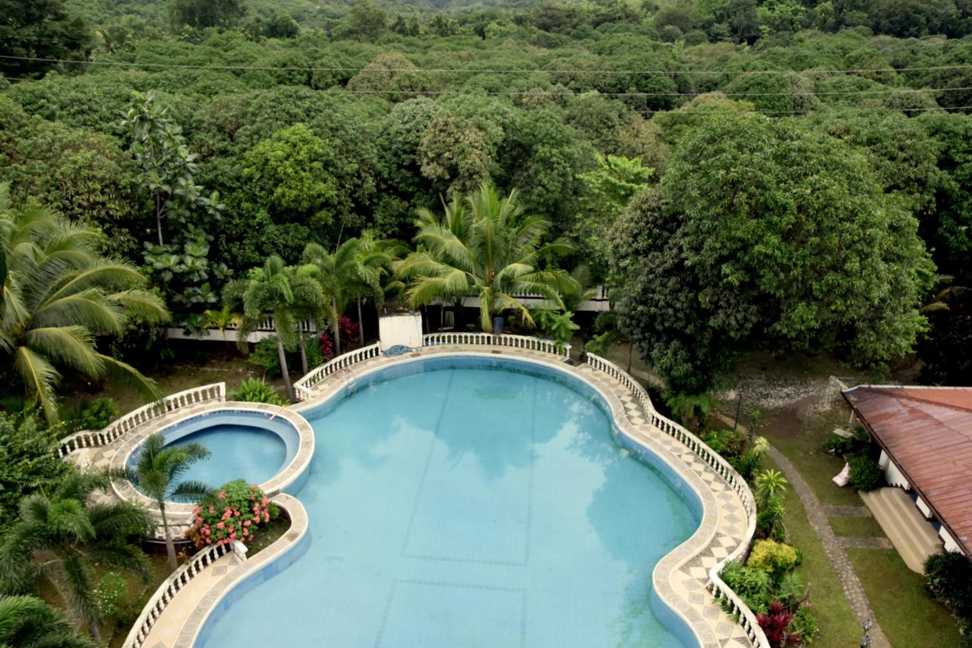 Isla De Oro Hotel Mamburao Exteriör bild